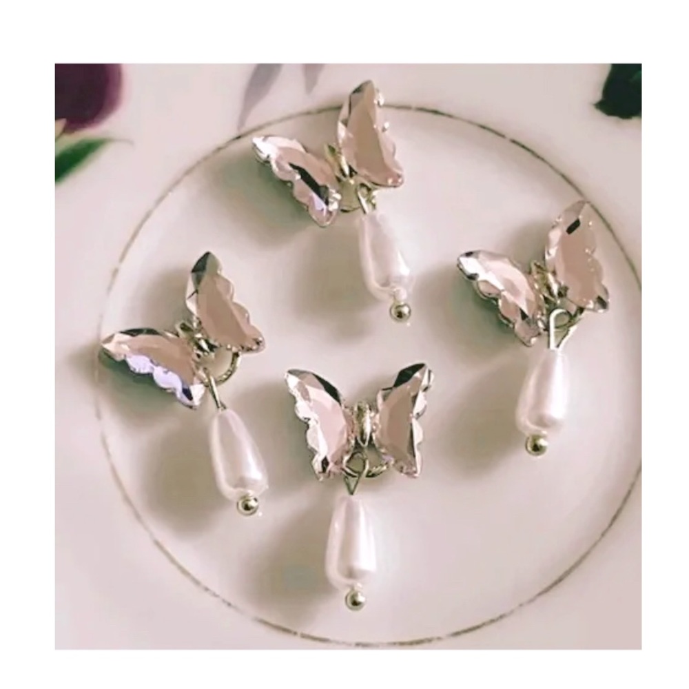 elegant butterfly dangles nail charms 4 pieces